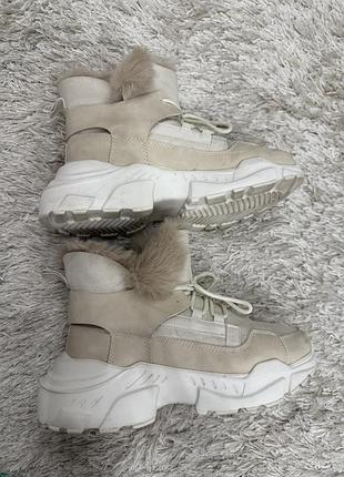 Кросівки черевики на штучному хутрі жіночі бежеві
