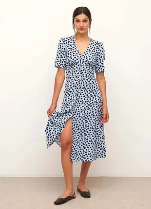 Віскозна сукня в сердця на ґудзиках