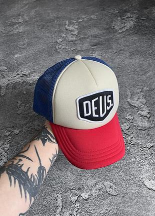 Deus ex machina кепка з сіткою