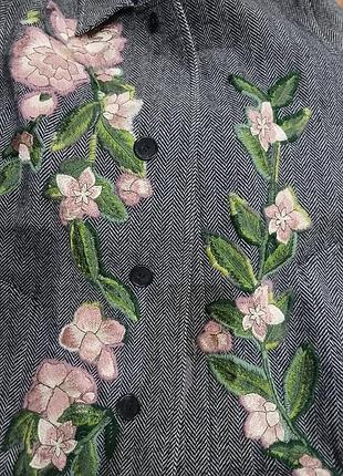 Пальто,мужское,а по факту унисекс,.