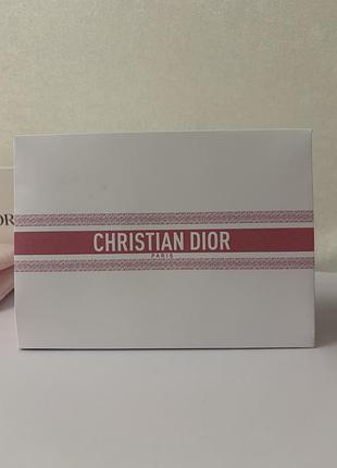 Упакування dior