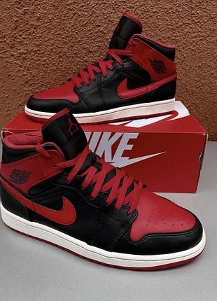 Оригінальні чоловічі кросівки nike air jordan 1 44-45 розмір 29 см чорно червоного кольору 🔥