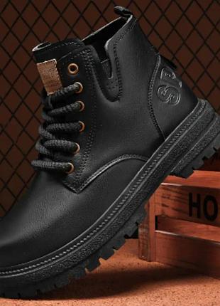 Мужские черные ботинки, новые, 41–42 размер, не утепленные