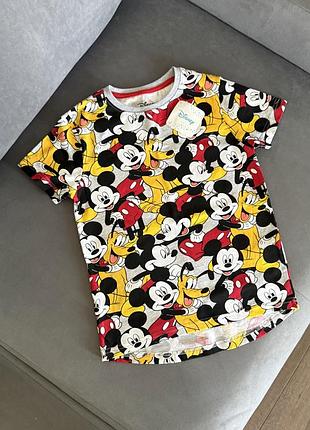 Футболка нова