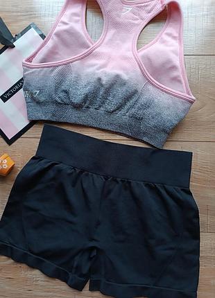 Топ gymshark 3