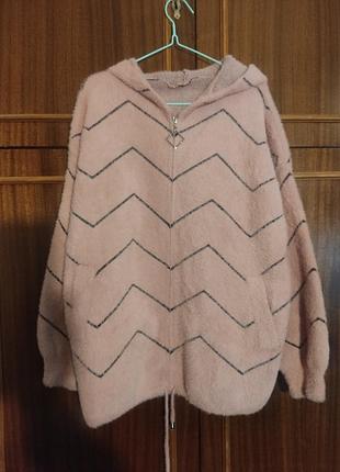 Стильная женская кофта на молнии с капюшоном