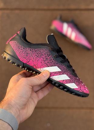 Сороконіжки adidas predator freak.4 tf