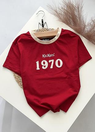 Стильна футболка kickers