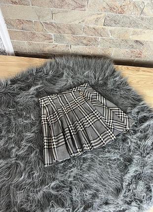 Спідничка в клітинку