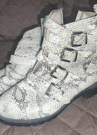 River island механки 39p ботинки на замке и пряжках