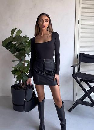 Женская юбка; цвет: черный, бежевый; размер: xs-s, m-l ;