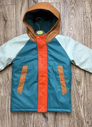 Курточка на 4-5 років