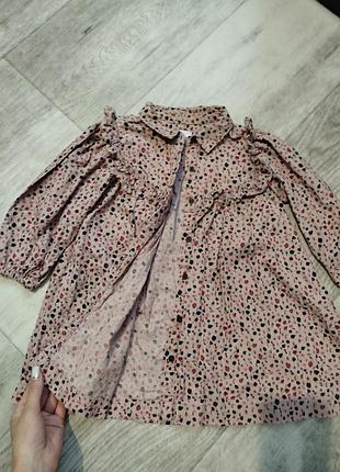 Вилветовое платье в цветы