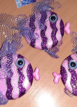 Рыбка с украшениями внимательно читайте условия пересылки!