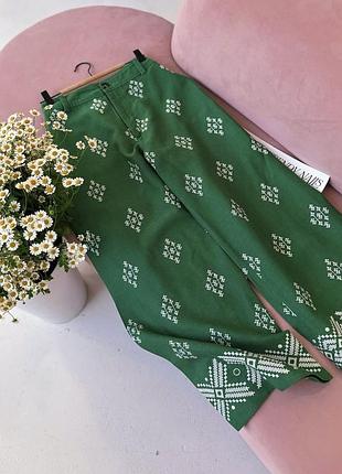 Вишиті штвни