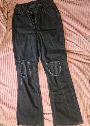 Черные джинсы на с, клеш от колена
