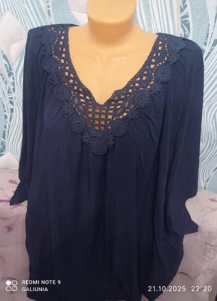 Шикарная вискозная женская блузка очень большого размера.