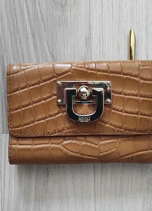Жіночий шкіряний гаманець dkny