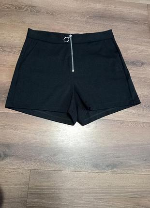 Женские шорты