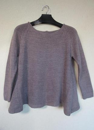 Теплый бежевый свитер пуловер с красивой спинкой