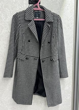 Пальто жіноче , гусяча лапка