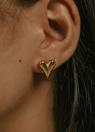 Минималистичные серьги в форме сердца 💛 2