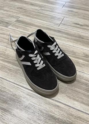 Кросівки кеди натуральні