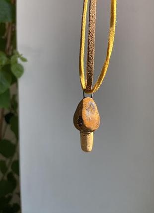 Керамічна підвіска ручної роботи