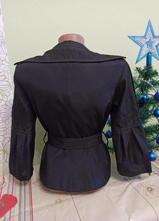 Женская куртка ветровка пиджак на пуговицах цвет черный2 фото