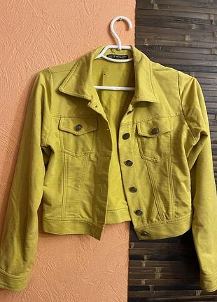 Легка коттонова курточка