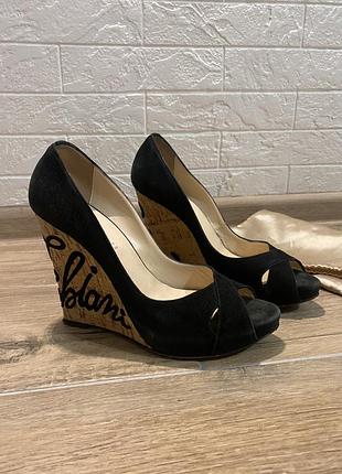 Туфлі жіночі брендові