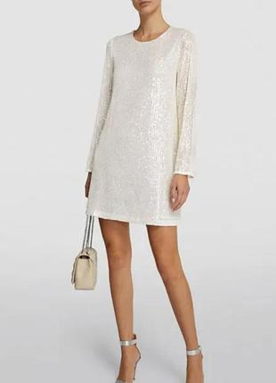 Невероятное нарядное белоснежное платье в пайетки большого размера