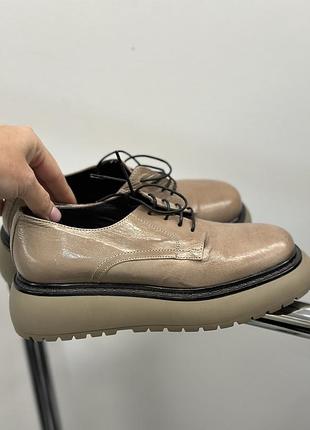 Нові туфлі laura bellariva 37р