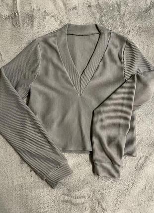 Укорочений светр-кардиган у відтінку світло-сірого