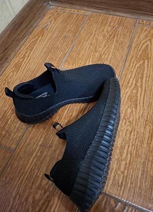 Новые кроссовки скетчерс оригинал 32р