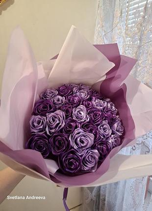 Букет квітів із атласної стрічки подарунок