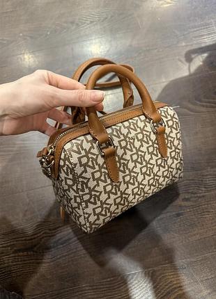 Сумка dkny donna karan new york крос боді, маленька сумка, сумочка класична