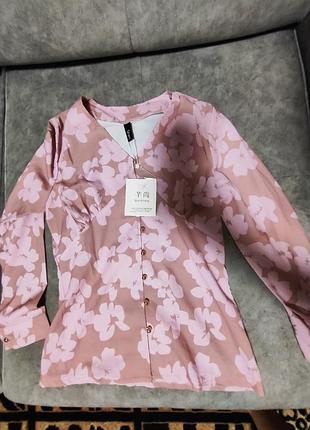 Новая розовая блуза в цветочный принт