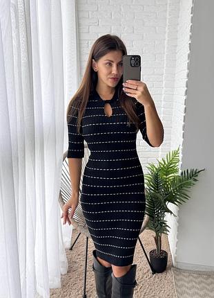 Якісна сукня по фігурі від morgan