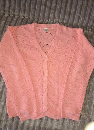 Вязаный,очень красивый, свитера для девочки