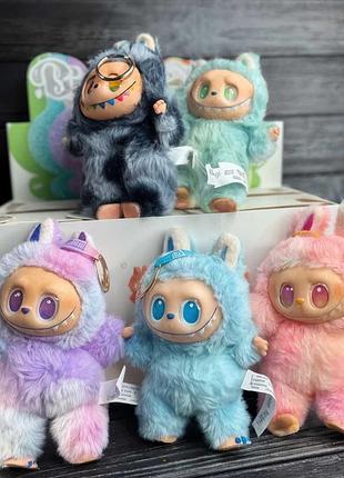 Популярная игрушка лабубу labubu