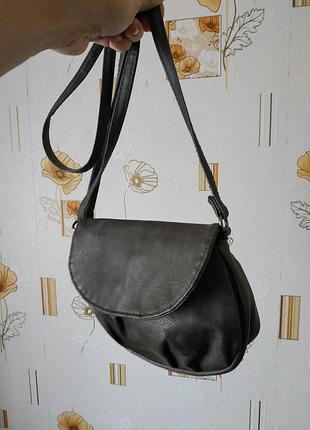 Серая кожаная сумка