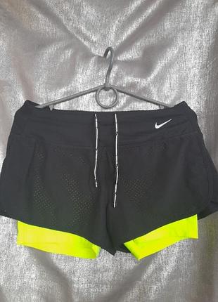 Женские спортивные шорты с велосипедками nike