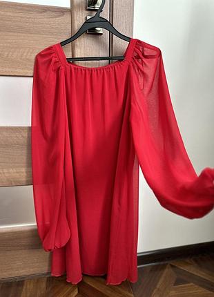 Сукня червона
