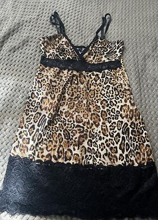 Леопардовий пеньюар