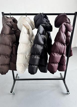 Стильний зимовий пуфер