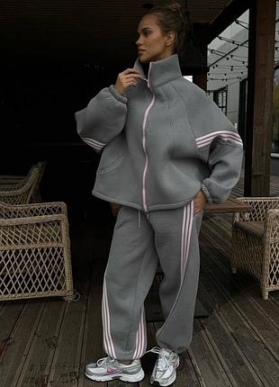 Костюм женский