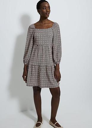 🌷 чарівна міні-сукня з квадратним вирізом та геометричним принтом 🌷