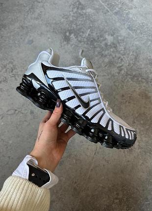 Кросівки жіночі / чоловічі чорні білі осінні весняні літні