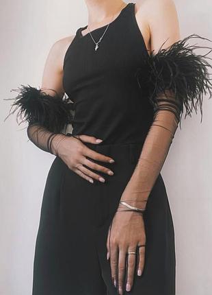 Прозорі рукавички з пір'ям вище ліктя